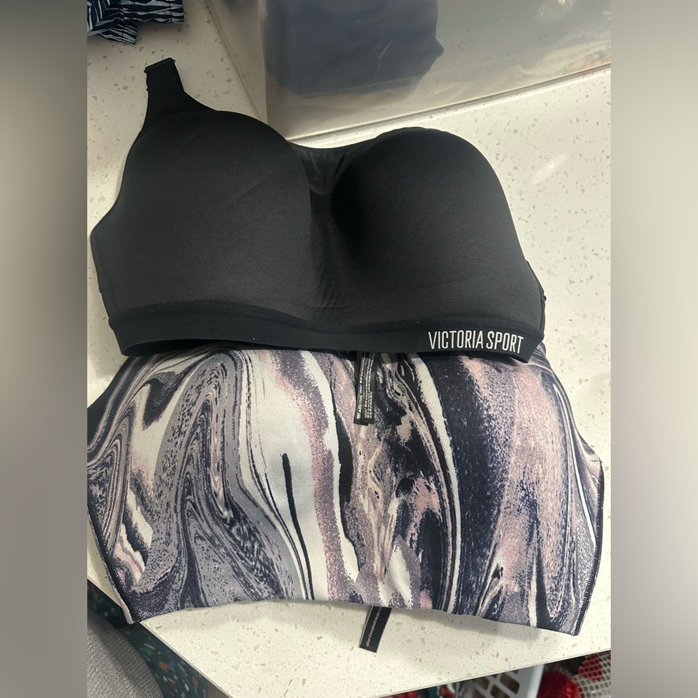Victoria Sport Sports Bra Bundle 34DDD